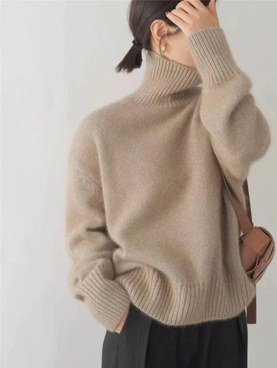 Delphine | Luxurious Cashmere Roll Neck Sweater